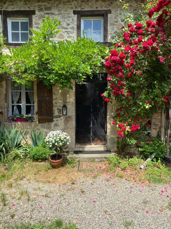 Red Gate Cottage Saulgond Buitenkant foto
